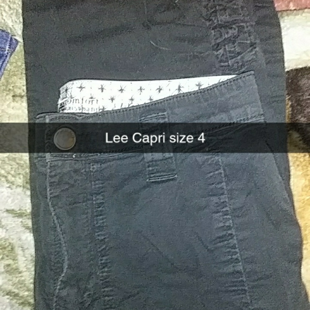 Lee capris